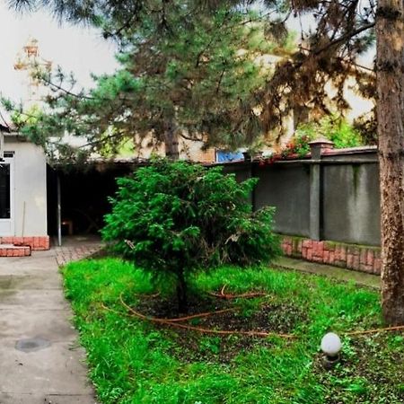 Ala-Bel Guesthouse Bishkek Exterior foto